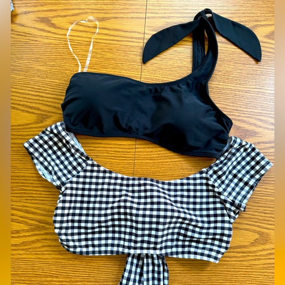Abercrombie & Fitch Tops - 2 Bikini Tops - Black and White Gingham Tops - Abercrombie & Fitch